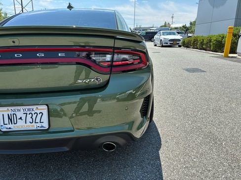 Used 2022 Dodge Charger SRT Hellcat RWD image 4