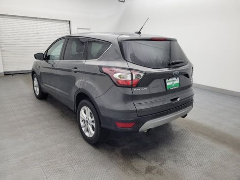 Used 2017 Ford Escape SE AWD/4WD image 5