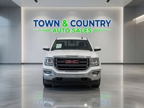 Used 2018 GMC Sierra 1500 SLE w/ SLE Value Package AWD/4WD image 9