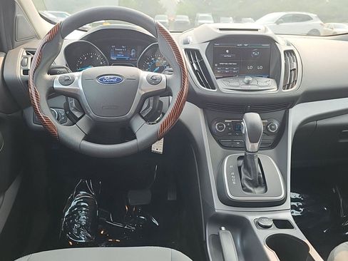 Used 2014 Ford Escape SE w/ Equipment Group 201A FWD image 14