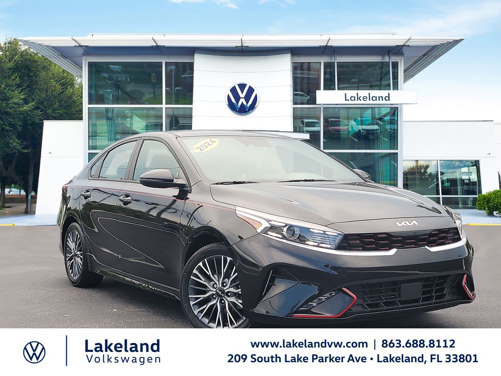 Used 2024 Kia Forte GT-Line FWD image 1