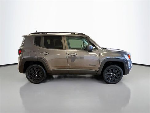 Used 2019 Jeep Renegade Sport image 34