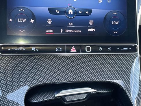 Used 2022 Mercedes-Benz C 300 Sedan image 27