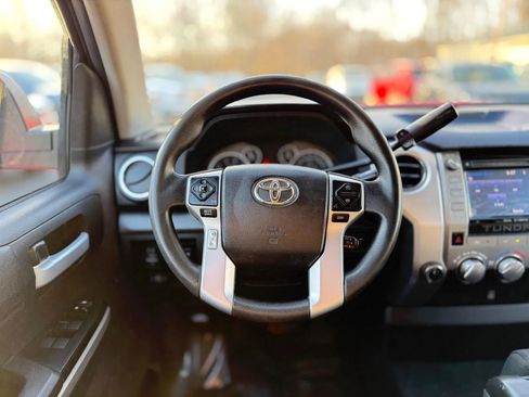 Used 2015 Toyota Tundra SR5 image 16