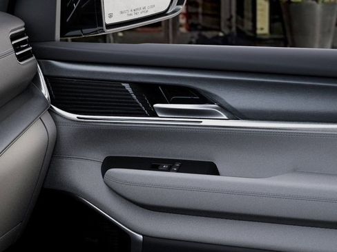 New 2026 Jeep Grand Wagoneer L 4WD image 25