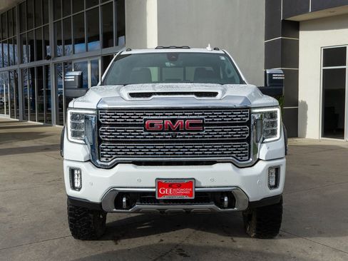 Used 2021 GMC Sierra 3500 Denali w/ Denali Ultimate Package image 2