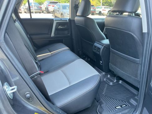 Used 2019 Toyota 4Runner SR5 Premium AWD/4WD image 34