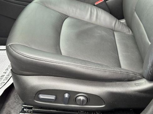 Used 2025 Chevrolet Malibu LT FWD image 26