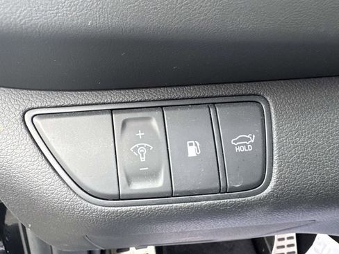 Used 2024 Genesis G70 3.3T Advanced w/ Sport Prestige Package image 21