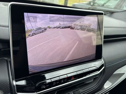 New 2026 Jeep Compass Latitude image 21