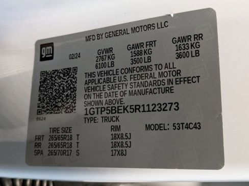 Used 2024 GMC Canyon Elevation w/ Convenience Package image 16