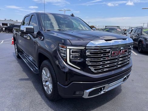 Used 2022 GMC Sierra 1500 Denali AWD/4WD image 7