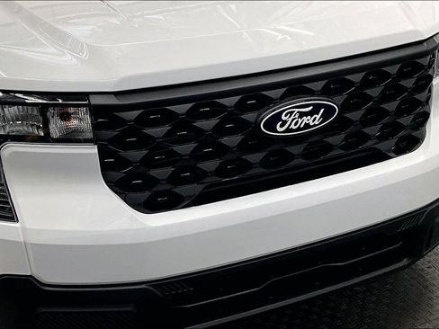 New 2026 Ford Maverick XL image 33