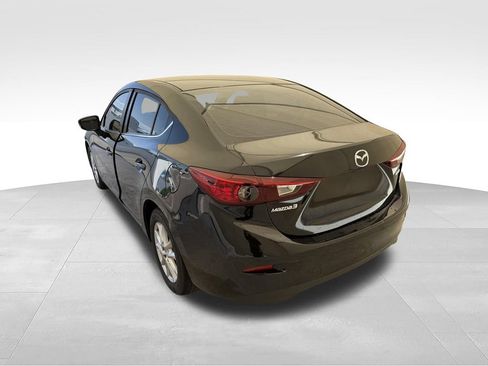 Used 2016 MAZDA MAZDA3 i Sport w/ Preferred Equipment Package FWD image 7
