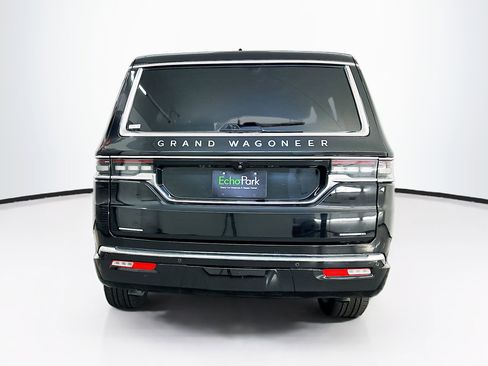 Used 2023 Jeep Grand Wagoneer Series II AWD/4WD image 7