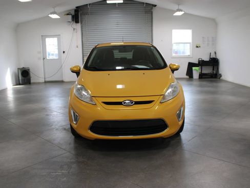Used 2011 Ford Fiesta SES w/ 301A Rapid Spec Order Code FWD image 3