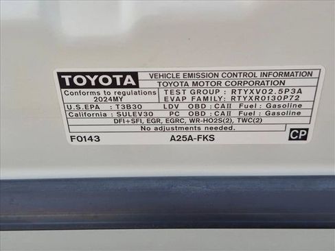 Used 2024 Toyota Camry XSE FWD image 24