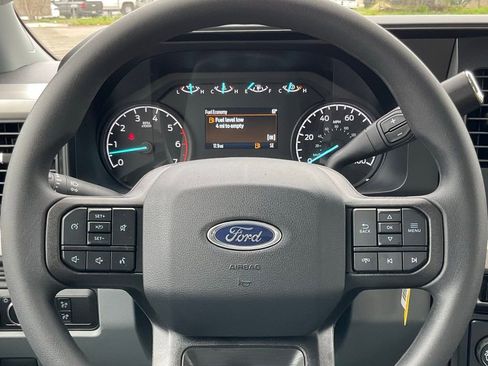 New 2025 Ford F250 XL w/ XL Chrome Package image 28