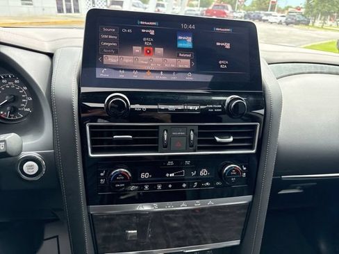 Used 2024 Nissan Armada Platinum w/ Captain's Chairs Package RWD image 38