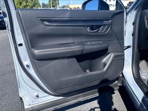 Used 2026 Honda CR-V TrailSport image 22