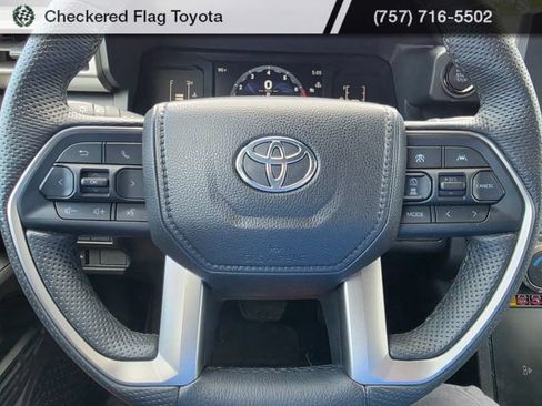 Used 2024 Toyota Tacoma SR5 AWD/4WD image 12