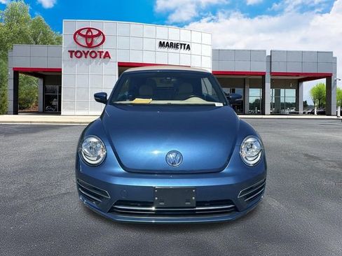 Used 2018 Volkswagen Beetle 2.0T SE FWD image 26