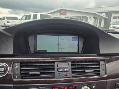 Used 2012 BMW 328i Convertible RWD image 17