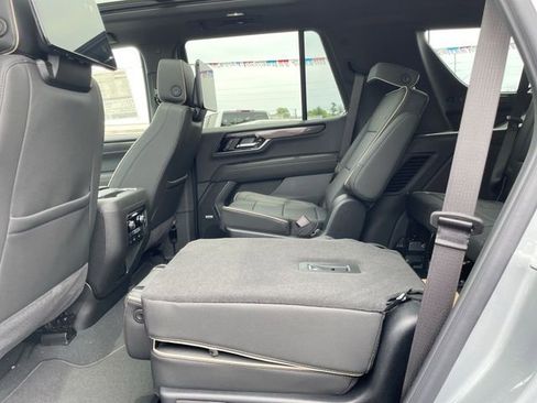 New 2026 GMC Yukon Elevation w/ Elevation Premium Package AWD/4WD image 14