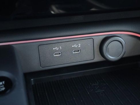 New 2026 Nissan Sentra SR w/ Floor Mat Package image 17