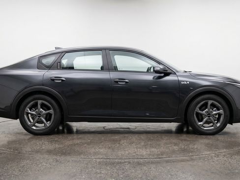 Used 2025 Kia K4 FWD image 11