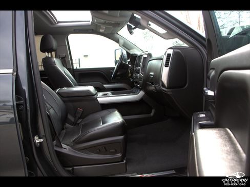 Used 2019 Chevrolet Silverado 2500 LTZ w/ Duramax Plus Package image 34