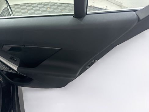 Used 2025 BMW 540i xDrive 540i xDrive w/ Premium Package image 31