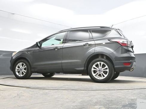 Used 2018 Ford Escape SEL image 35