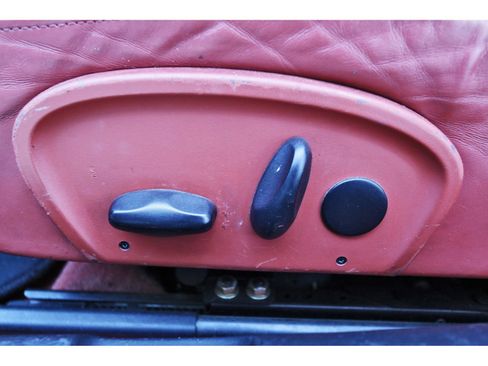 Used 2004 Porsche 911 Turbo image 26