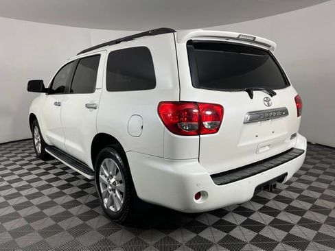 Used 2017 Toyota Sequoia Platinum RWD image 11