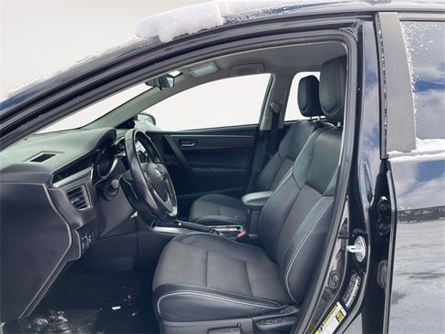 Used 2016 Toyota Corolla S image 9