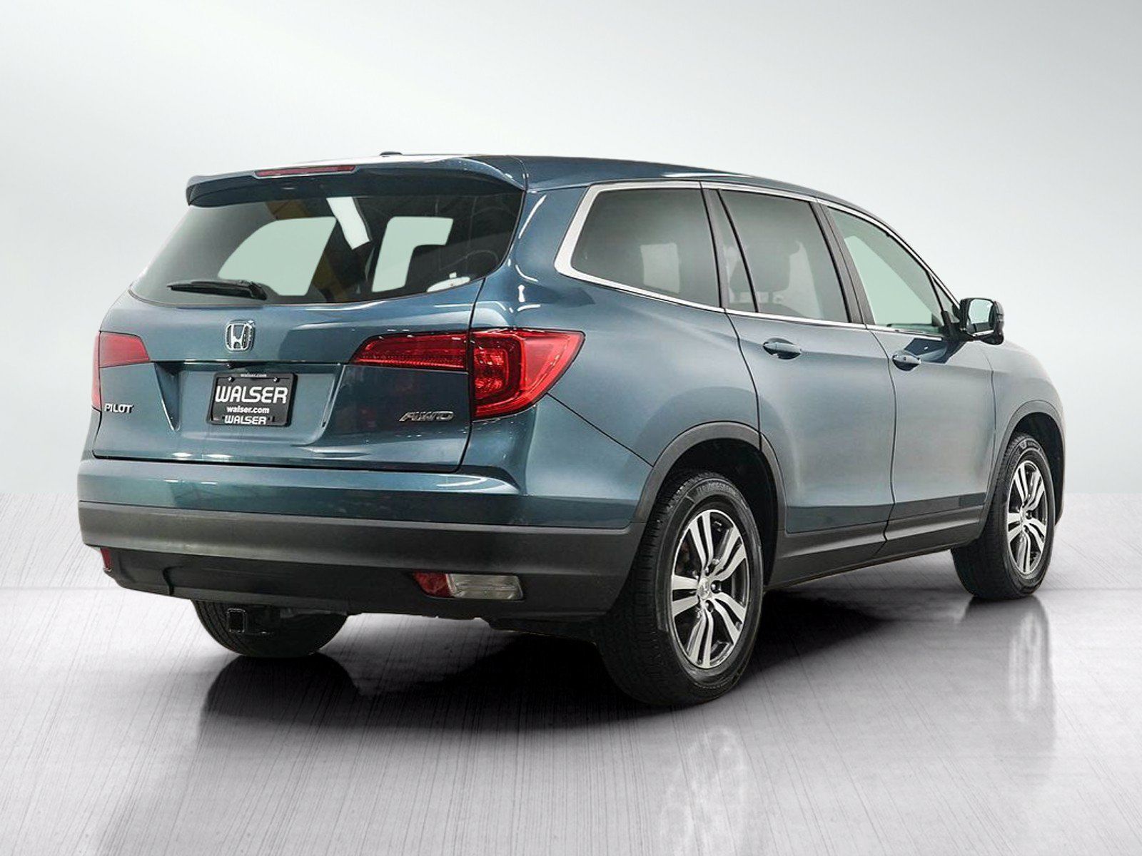 Used 2017 Honda Pilot EX-L image 5
