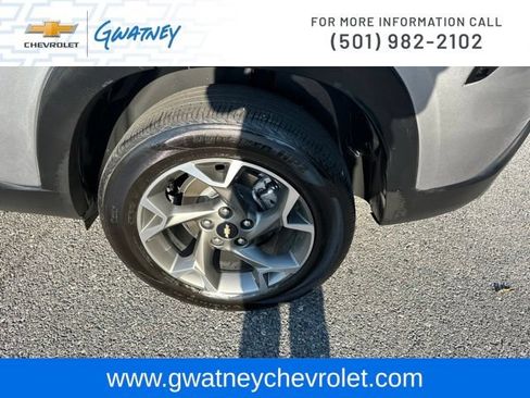 Used 2026 Chevrolet Trax LT FWD image 10