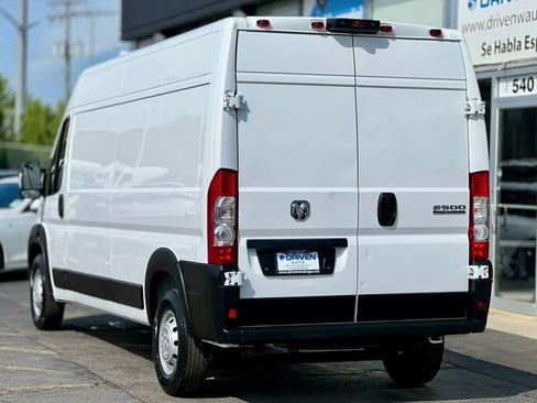 Used 2023 RAM ProMaster 2500 image 4