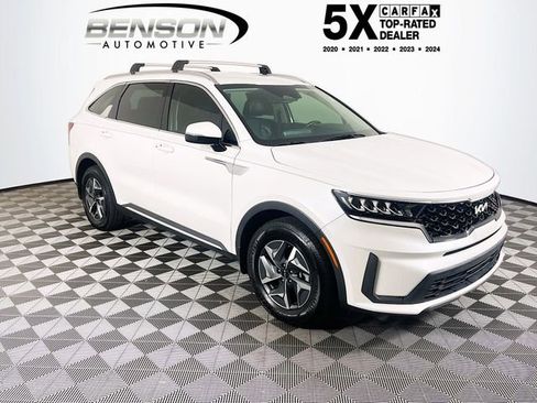 Used 2022 Kia Sorento S FWD image 1