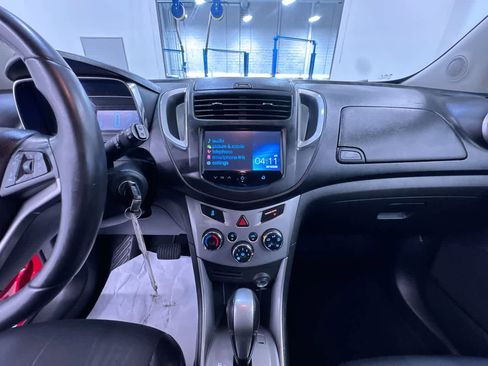 Used 2015 Chevrolet Trax LT w/ LT Plus Package AWD/4WD image 23