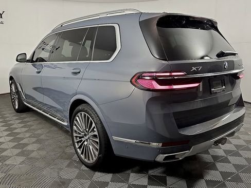 Used 2025 BMW X7 xDrive40i w/ Executive Package image 7