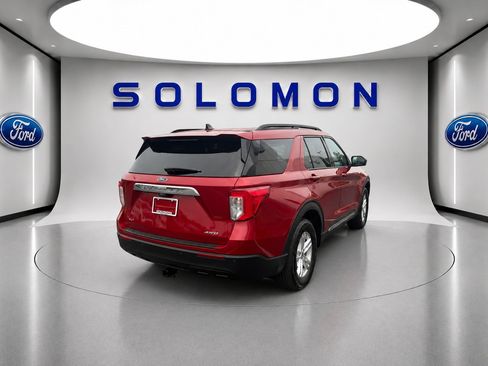 Certified 2021 Ford Explorer XLT AWD/4WD image 5