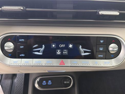 New 2026 Genesis GV60 RWD image 18