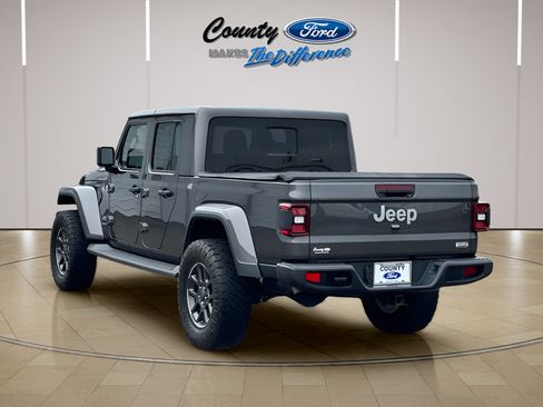 Used 2021 Jeep Gladiator Overland w/ LED Lighting Group AWD/4WD image 6