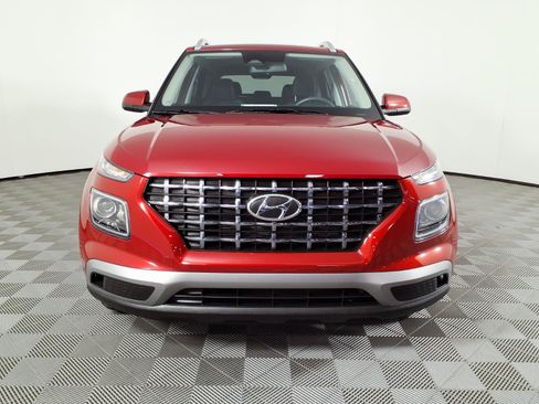 Certified 2026 Hyundai Venue SEL FWD image 2