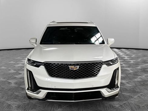 Used 2020 Cadillac XT6 Premium Luxury AWD/4WD image 2