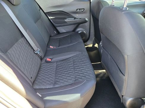 Certified 2022 Nissan Kicks SV FWD image 18