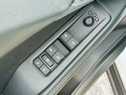 New 2026 Jeep Cherokee Laredo AWD/4WD image 22