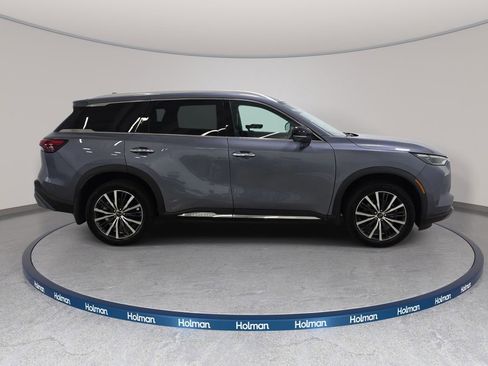 Certified 2023 INFINITI QX60 Sensory w/ Cargo Package AWD/4WD image 4